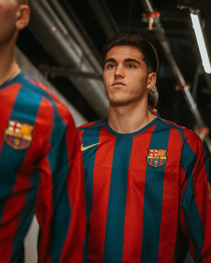 FC BARCELONA 2005/06 — RETRO LONGSLEEVE