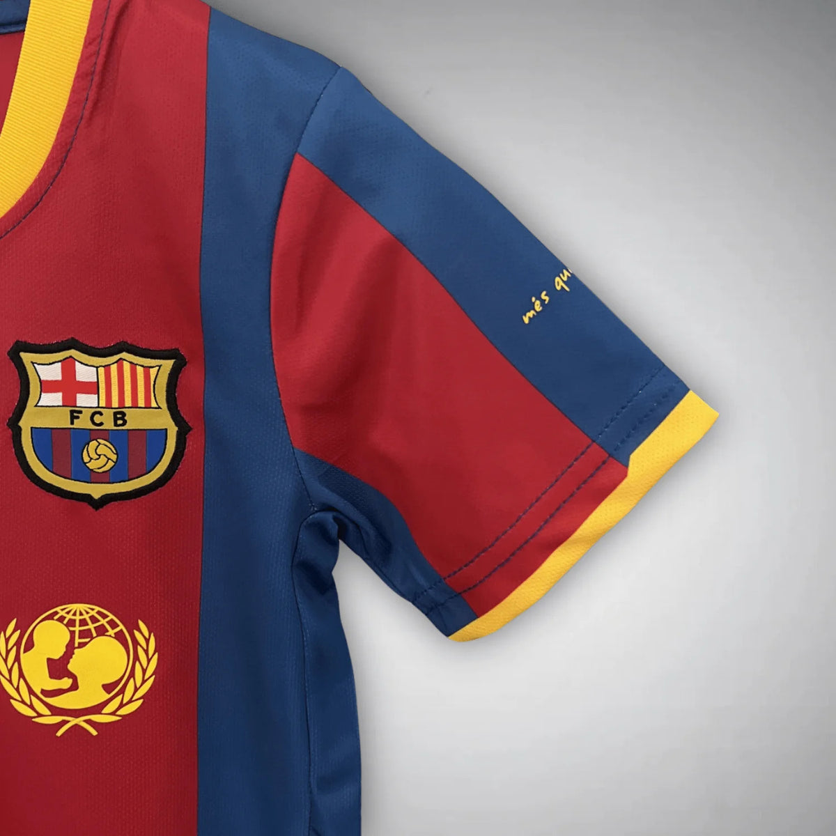 FC BARCELONA JUNIOR 2010 — RETRO