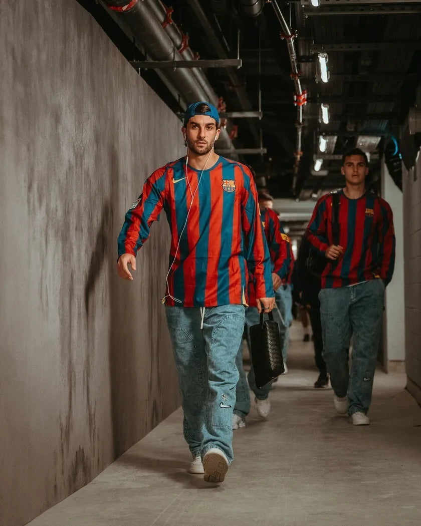 FC BARCELONA 2005/06 — RETRO LONGSLEEVE